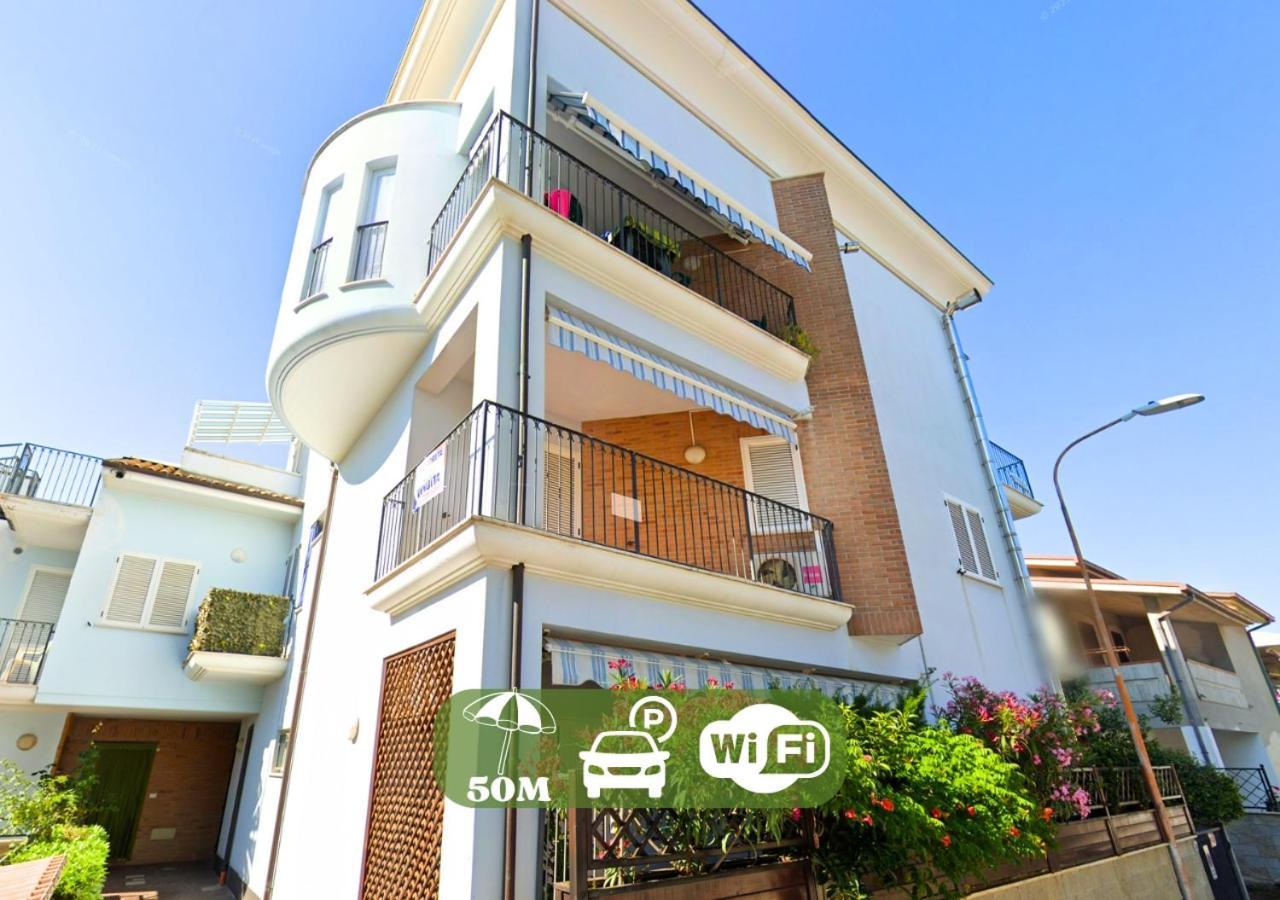 Holihome_Casa Di Stefano 50M Dal Mare Tortoreto Exterior foto